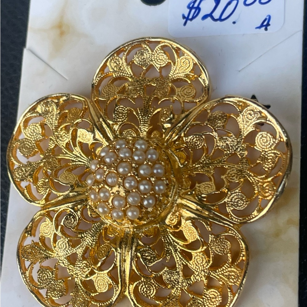 Brooch